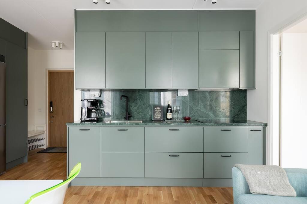 Апартаменты Modern Elegance I Hagastaden Стокгольм Экстерьер фото