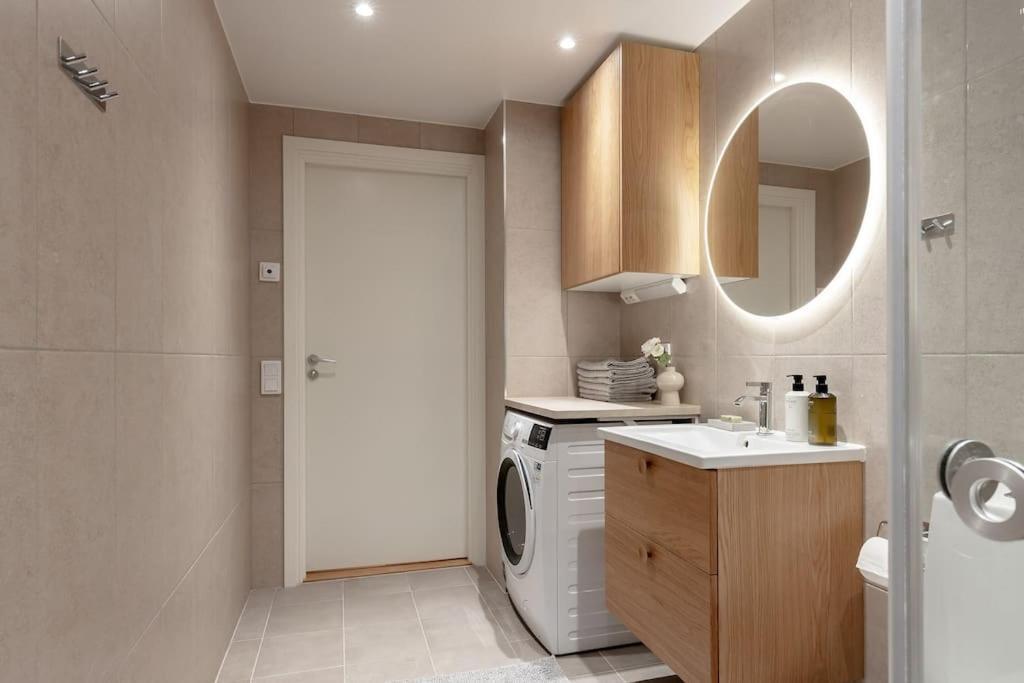 Апартаменты Modern Elegance I Hagastaden Стокгольм Экстерьер фото
